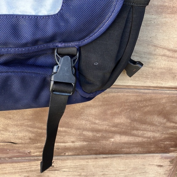 Patagonia Laptop/Messenger Bag - Picture 6 of 16